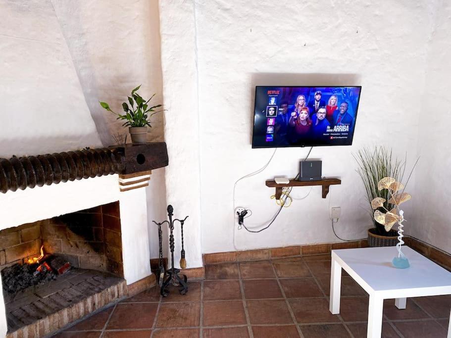 Casabenadalid. Casa Rural Con Piscina. 외부 사진